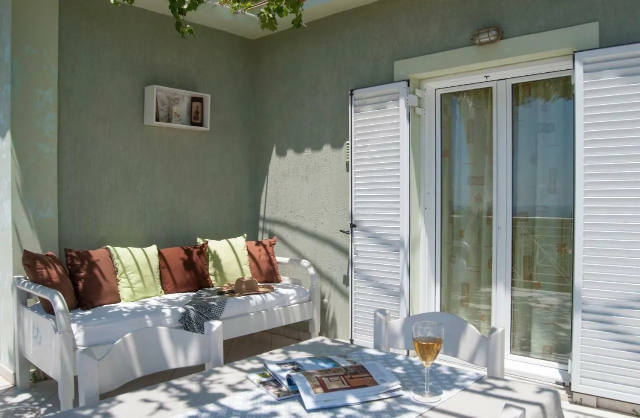 Fiora Villas Trapezaki  0*, Trapezaki (Kefalonia)